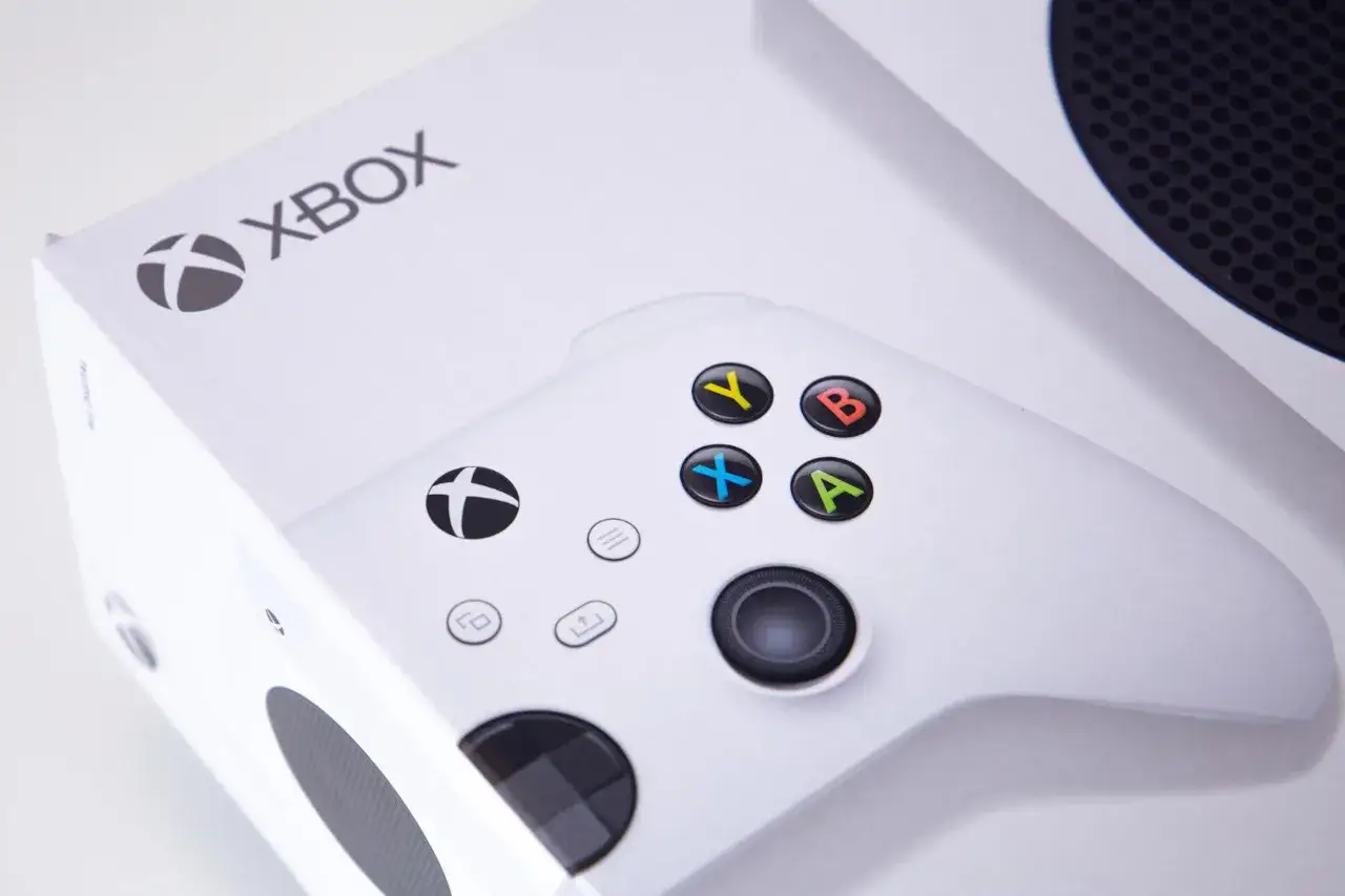 Zdjęcie Jakie gry na Xbox Series S warto zagrać? Odkryj najlepsze tytuły