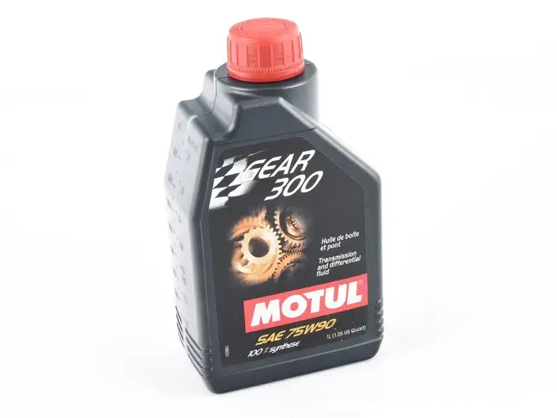 Zdjęcie Motul Gear 300 75W90: Czy to najlepszy olej do Twojej skrzyni?