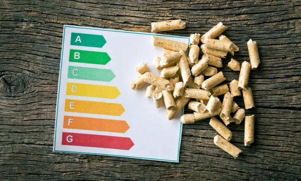 Zdjęcie Ceny pelletu drzewnego: Dlaczego warto znać aktualne koszty i wybór