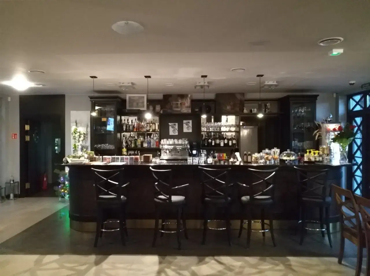 Zdjęcie Solec-Zdrój gdzie zjeść: Odkryj najlepsze restauracje i smaki