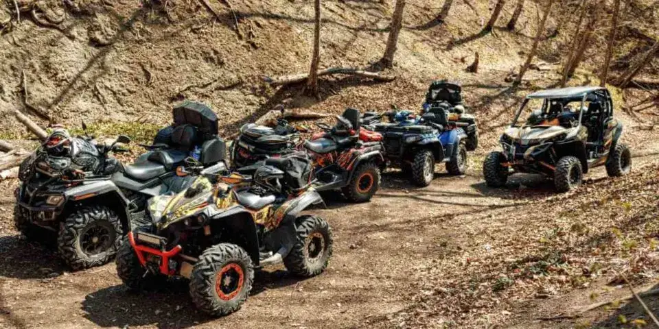 Zdjęcie Jakie prawo jazdy na quada 250cc? Sprawdź wymagania i uniknij mandatu!