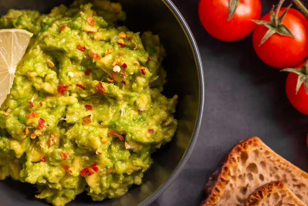 Zdjęcie Guacamole czy zdrowe? Odkryj prawdę o jego korzyściach zdrowotnych