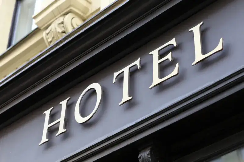Zdjęcie Czym się różni hotel od hostelu? Kluczowe różnice, które musisz znać