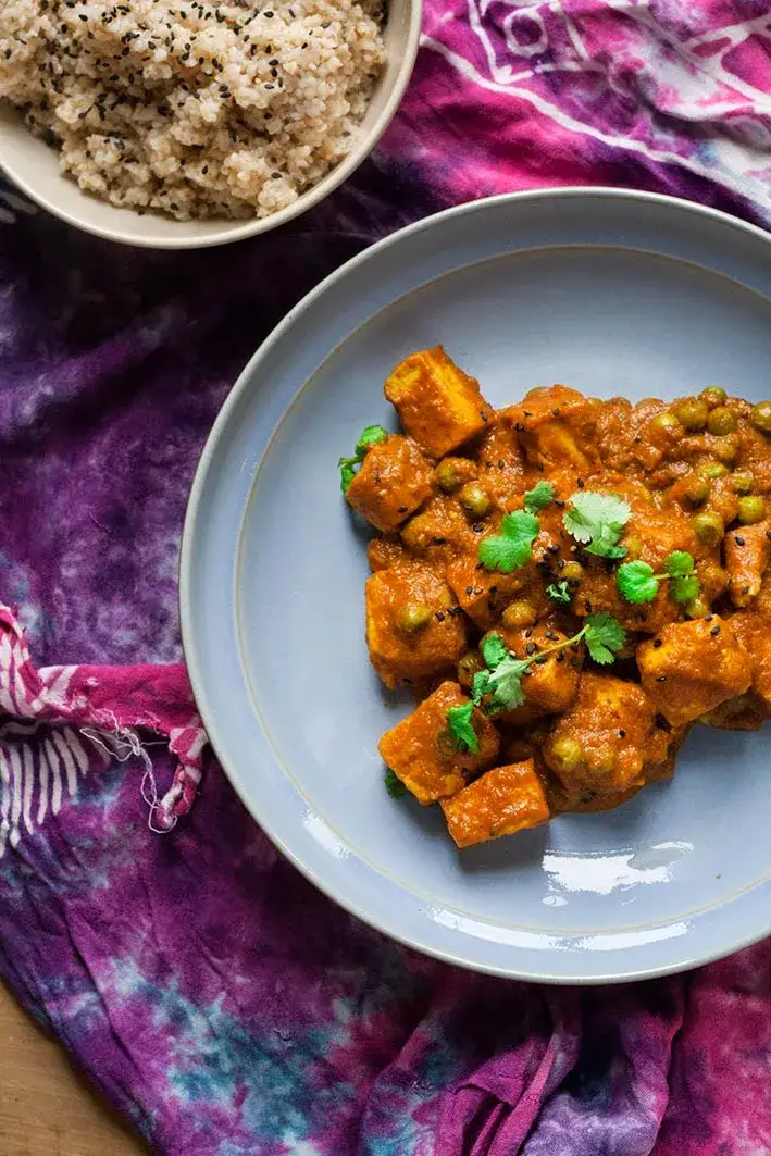 Zdjęcie Pomysły na dodatki do tofu garam masala, które zaskoczą Twoje kubki smakowe