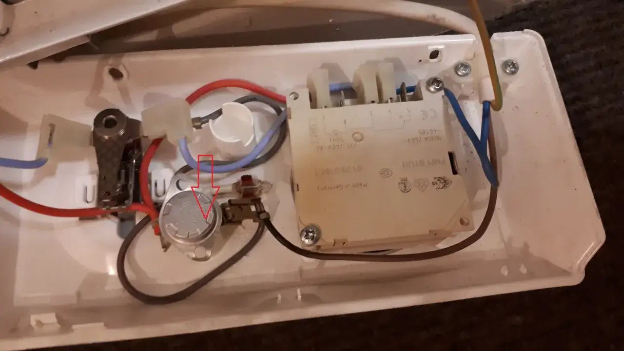 Zdjęcie Jak naprawić grzejnik olejowy: 5 skutecznych sposobów na typowe awarie
