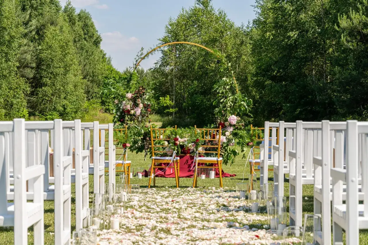 Zdjęcie Czy wesele w piątek to grzech? Odkryj, co mówi Kościół