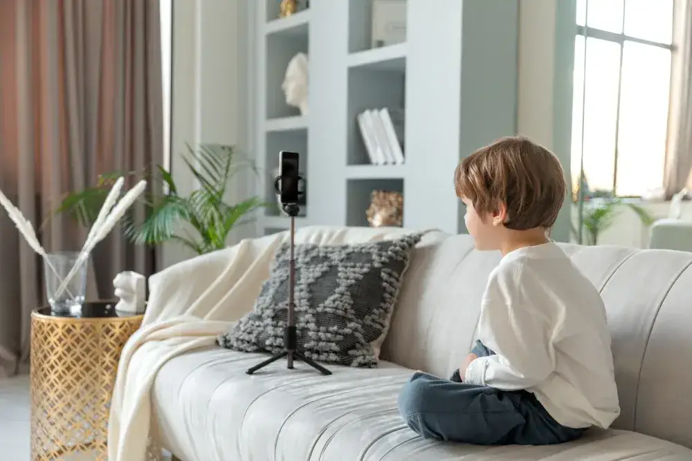 Zdjęcie Co to są elektroniczne zasoby edukacyjne i jak mogą zmienić naukę?