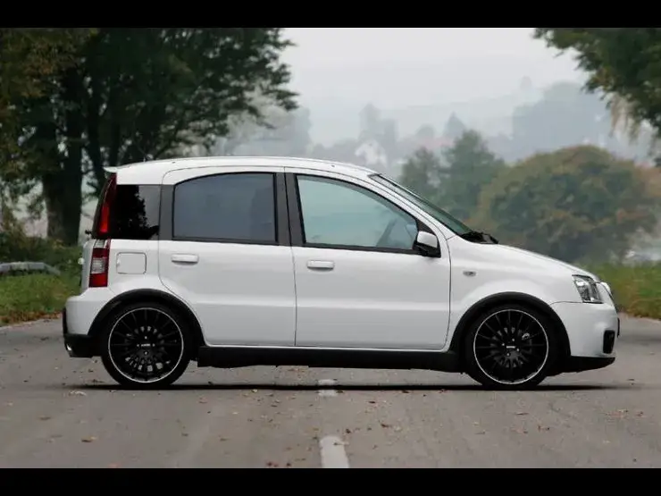 Zdjęcie Fiat Panda 2 Tuning: Niezwykłe Możliwości Modyfikacji Małego Auta