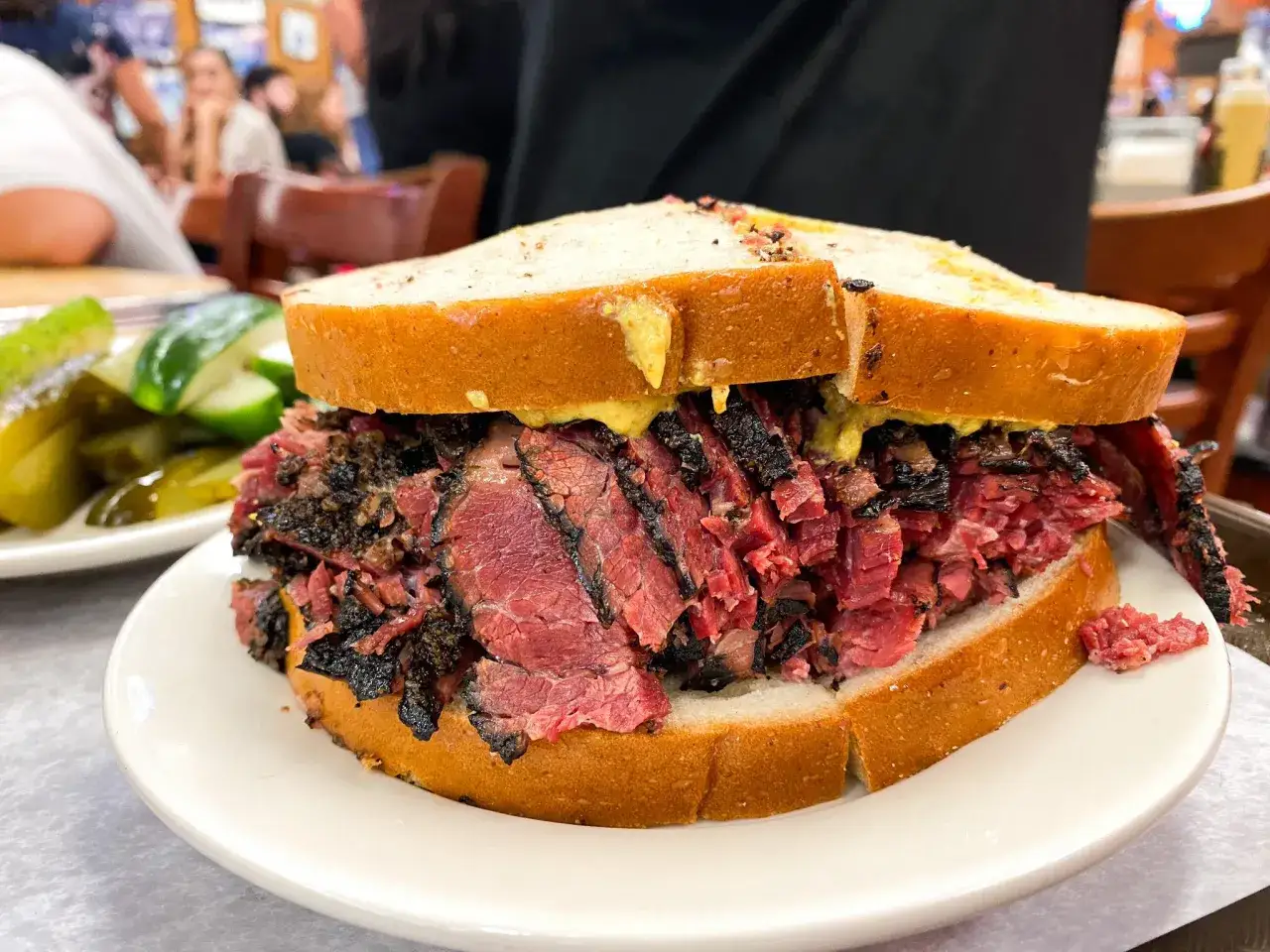 Zdjęcie Gdzie zjeść w okolicy? Odkryj najlepsze miejsca na pyszne jedzenie