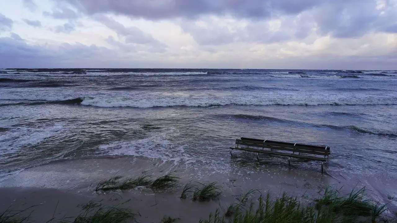 Zdjęcie Jaka woda jest w Bałtyku? Poznaj jej niezwykłe właściwości i tajemnice
