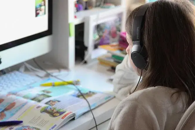 Zdjęcie Czy aplikacja Zoom jest płatna? Odkryj różnice między wersjami.