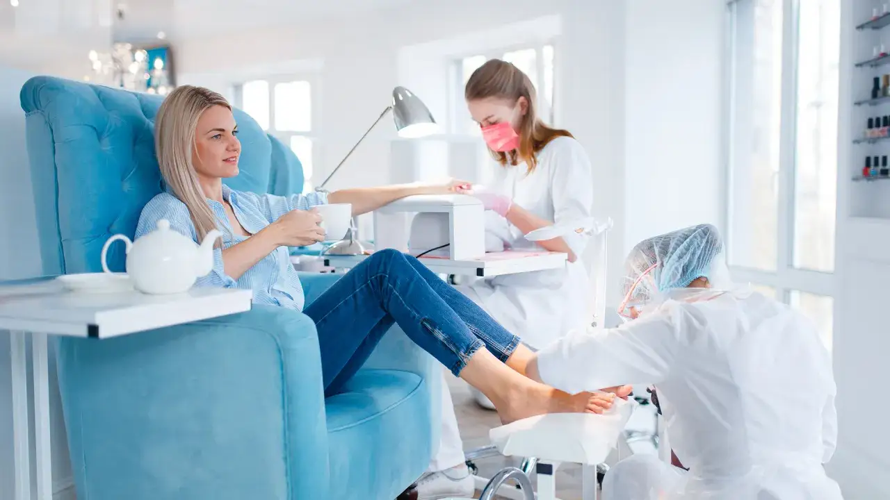 Zdjęcie Jak urządzić salon manicure: praktyczne porady na idealną aranżację i atmosferę