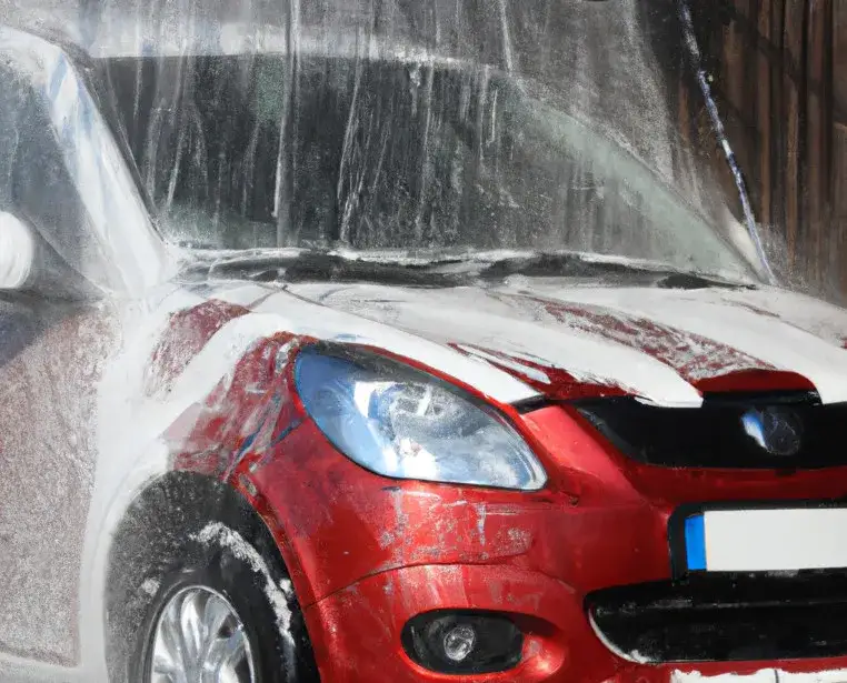 Zdjęcie Jak dobrze umyć auto na myjni, aby uniknąć zarysowań i smug