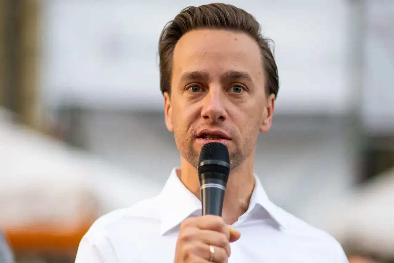 Zdjęcie Czy Konfederacja chce podnieść wiek emerytalny? Oto ich prawdziwe plany