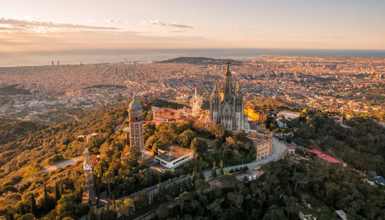 Zdjęcie Nocleg w Barcelonie gdzie najlepiej - wybierz idealne miejsce na pobyt