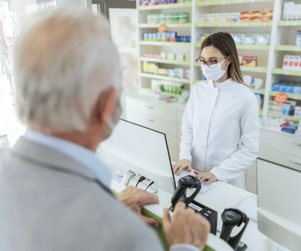 Zdjęcie Jak sprawdzić, czy lek jest bezpłatny dla seniora i uniknąć kosztów