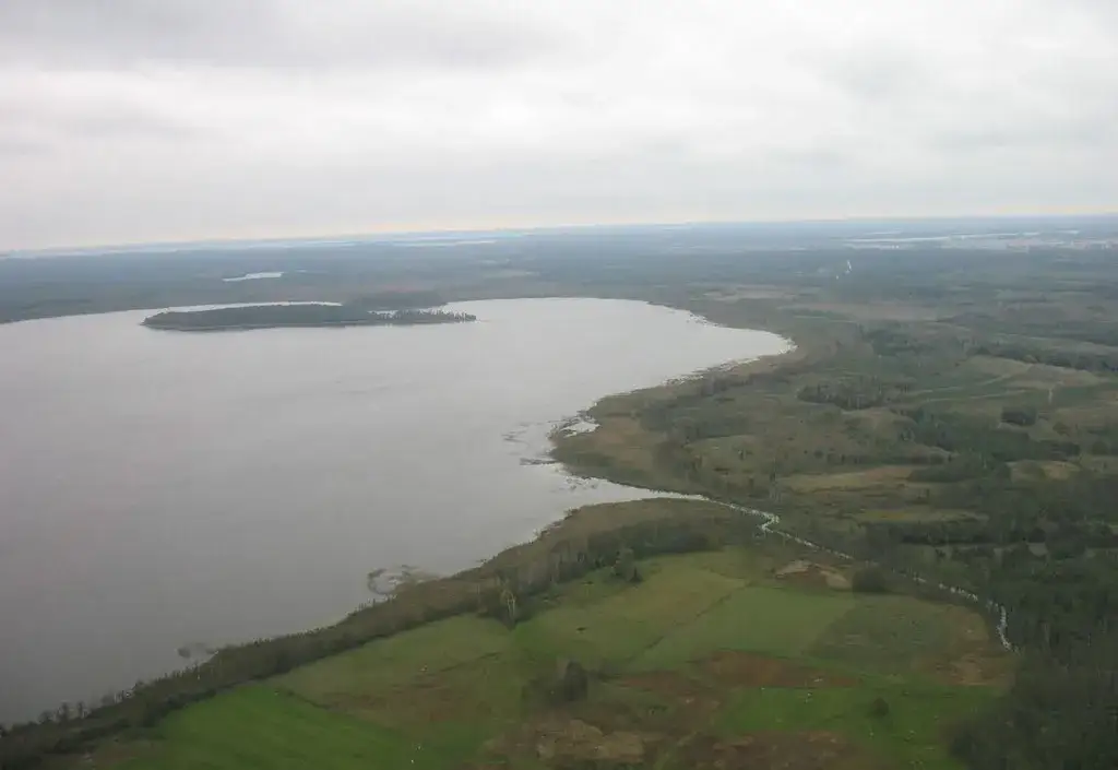 Zdjęcie Jezioro Pogubie Wielkie – tajemnice, które zaskoczą każdego miłośnika natury
