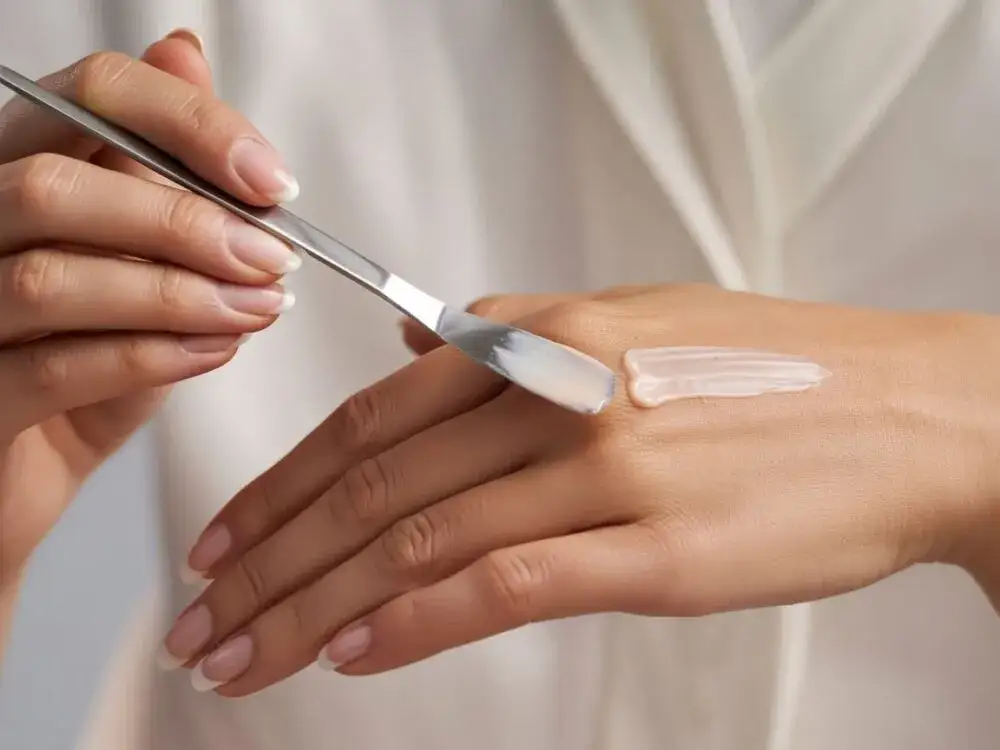 Zdjęcie Peeling kawitacyjny w domu: Przewodnik do gładkiej cery krok po kroku