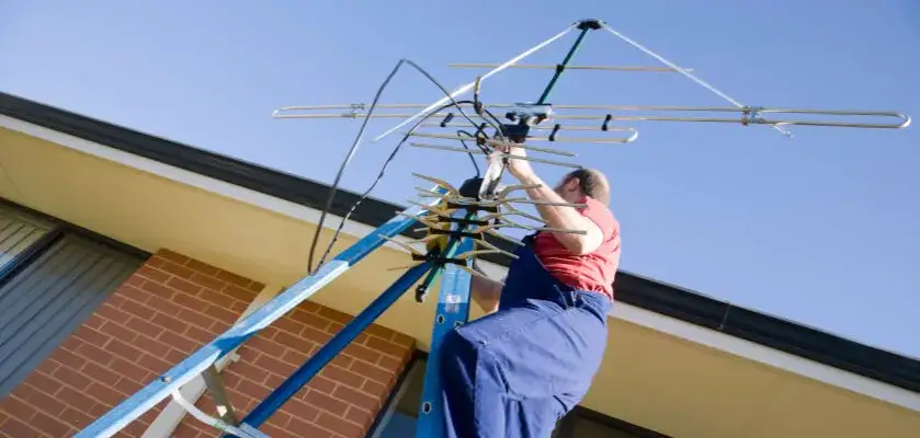 Zdjęcie Antena pasywna czy aktywna - która lepiej sprawdzi się w Twoim przypadku?