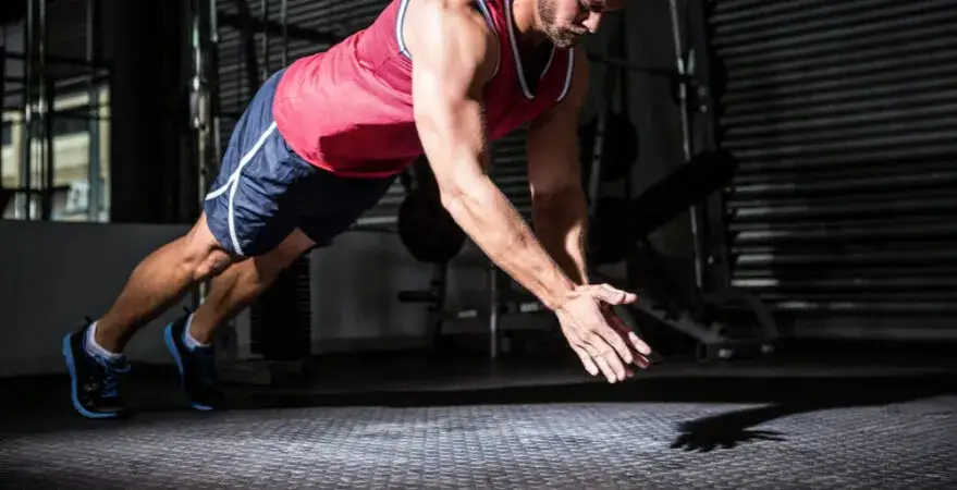 Zdjęcie WOD CrossFit co to? Poznaj treningi, które zmienią Twoją formę