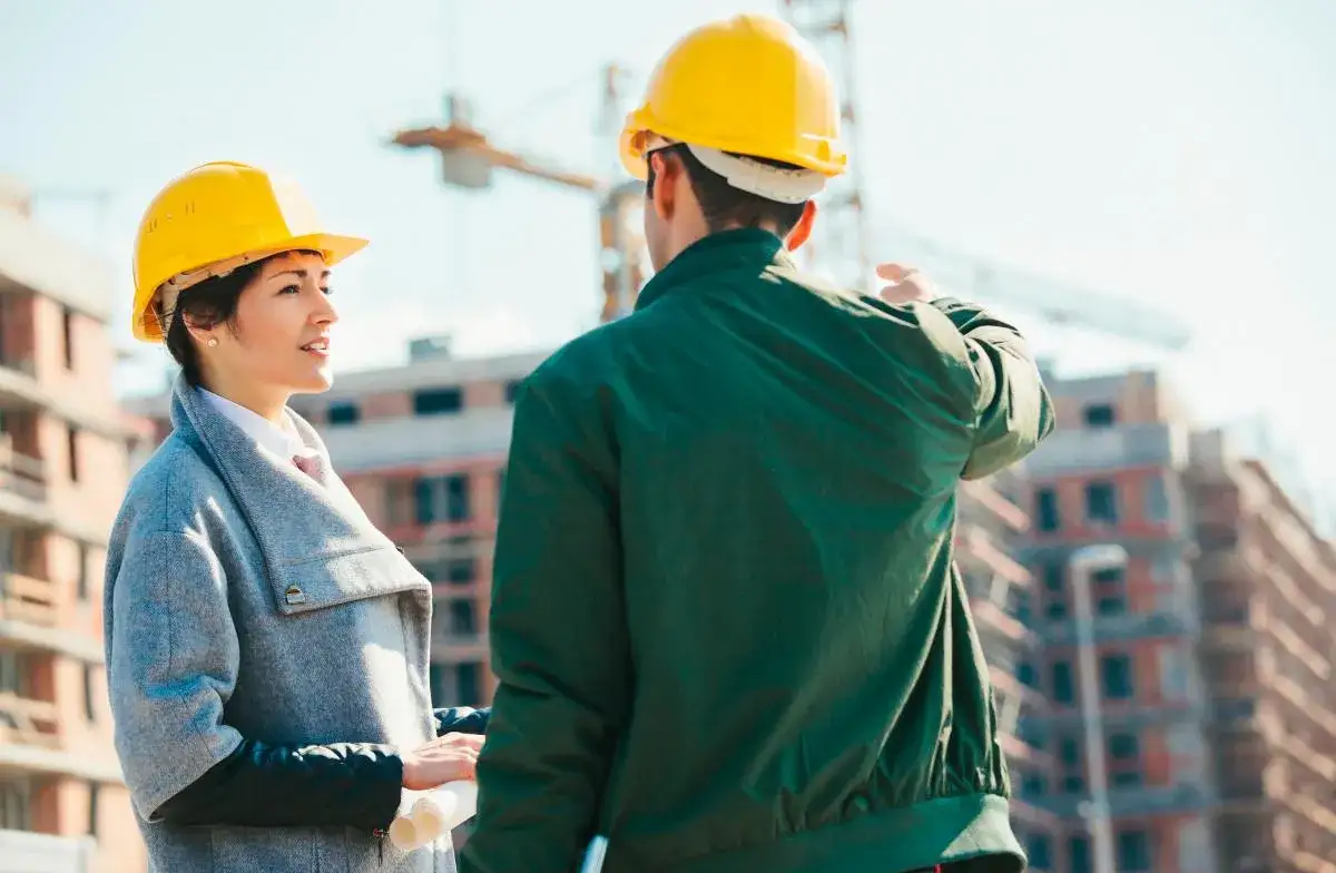 Zdjęcie Czy na budowę wiaty potrzebne jest pozwolenie? Sprawdź, aby uniknąć problemów