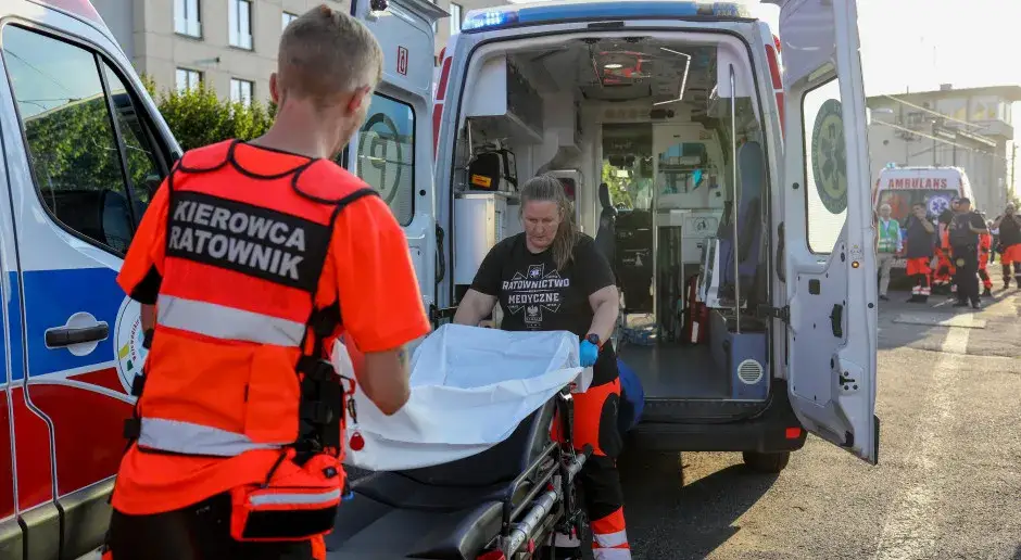 Zdjęcie Czy ratownik medyczny może stwierdzić zgon? Poznaj nowe przepisy i procedury