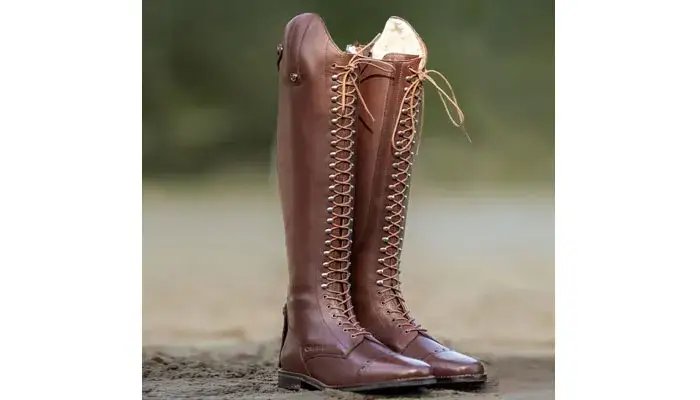 Zdjęcie Kowbojki jeździeckie – jak wybrać idealne buty do jazdy konnej?