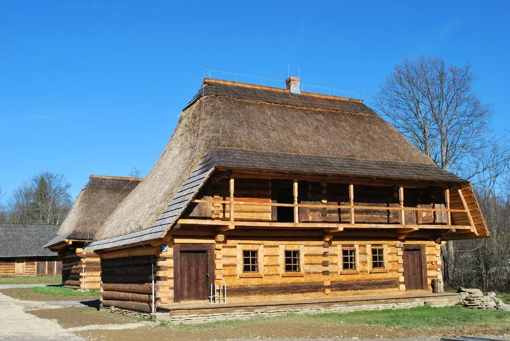 Zdjęcie Skansen Zubrzyca: Odkryj fascynującą historię i kulturę Orawy