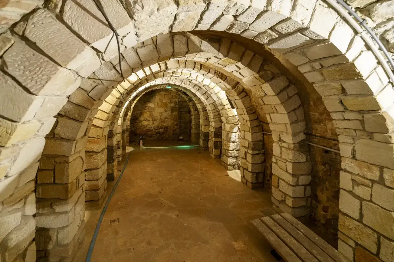 Zdjęcie Opatowskie Podziemia: Tajemnicze przejścia pod miastem