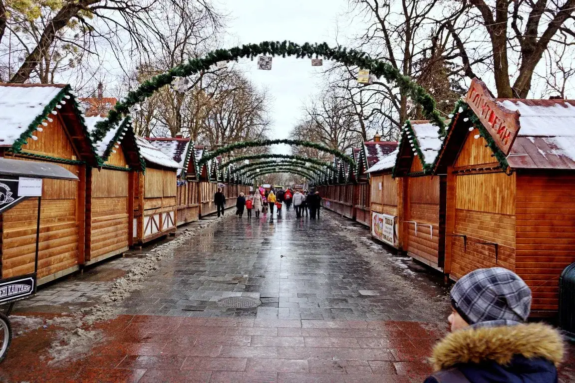 Zdjęcie Co warto przywieźć z Ukrainy? Odkryj unikalne i tanie produkty