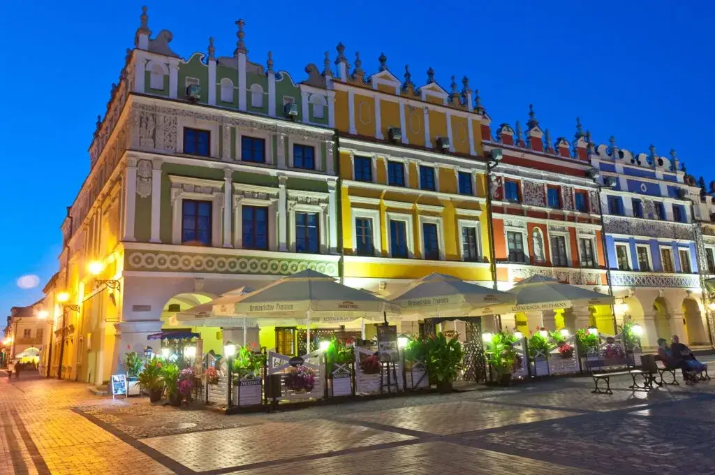 Zdjęcie Zamość gdzie zjeść: najlepsze miejsca na niezapomniany posiłek