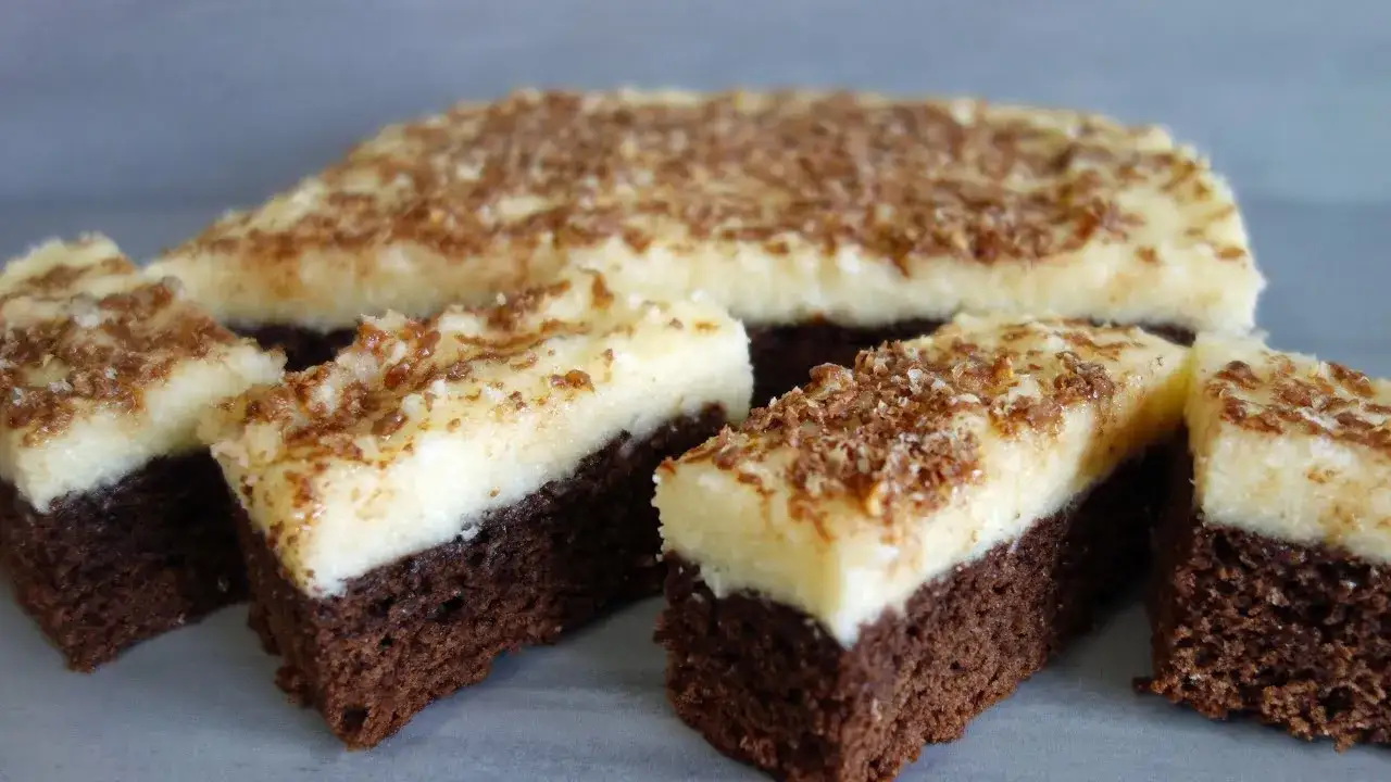 Zdjęcie Czym przełożyć ciasto czekoladowe, aby zaskoczyć gości smakiem?