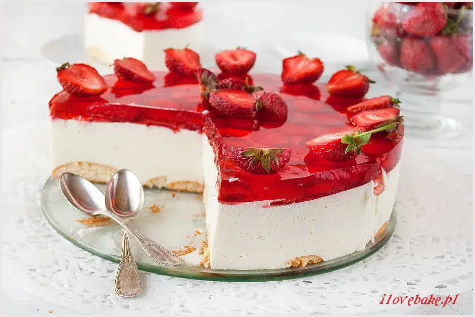 Zdjęcie Ile żelatyny do sernika na zimno? Kluczowe proporcje i porady