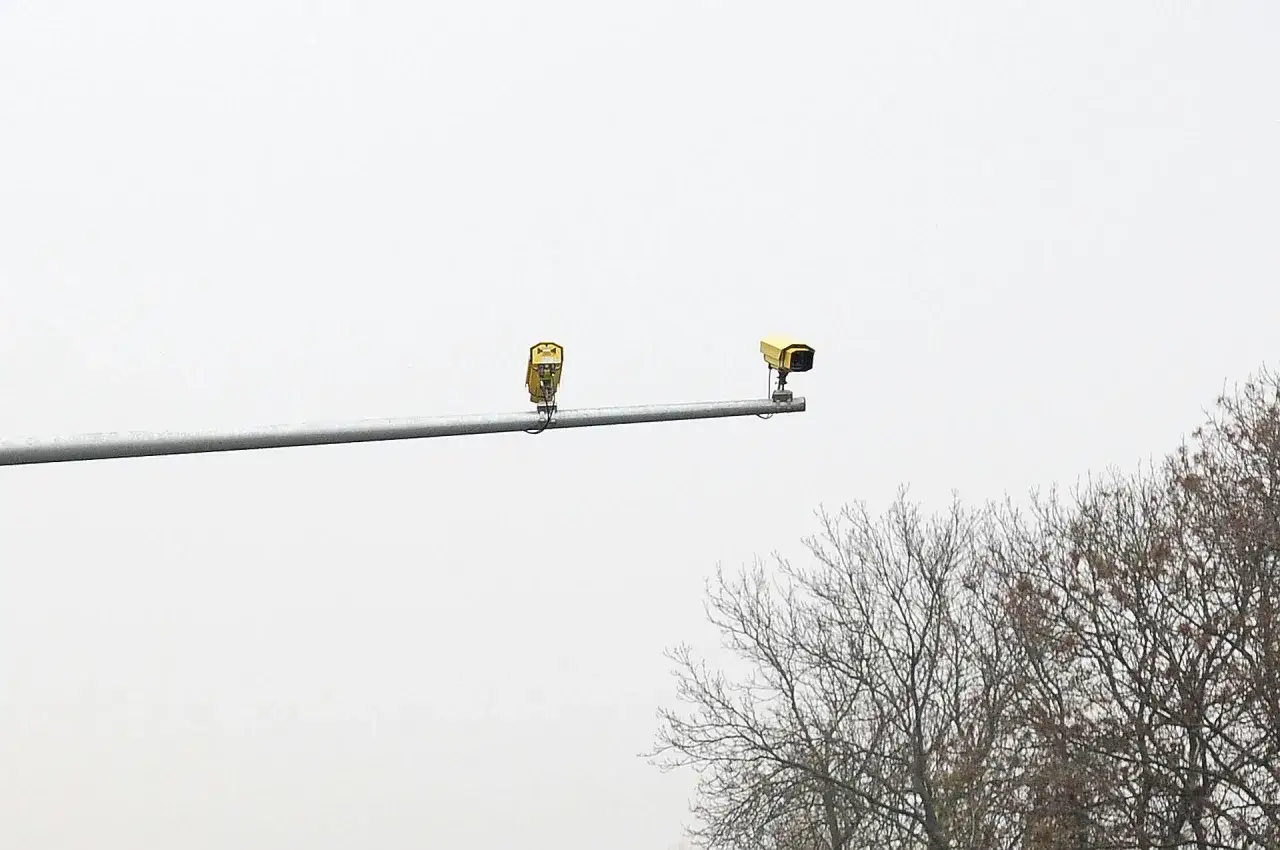 Zdjęcie Gdzie na autostradzie A4 jest odcinkowy pomiar prędkości? Sprawdź lokalizacje!