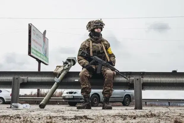 Zdjęcie Czy zabicie na wojnie to grzech? Moralne dylematy i konsekwencje