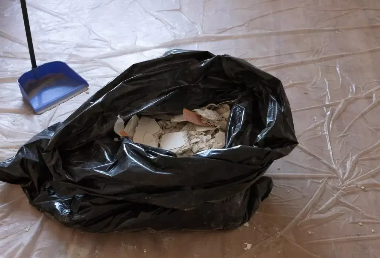 Zdjęcie Gdzie wyrzucić odpady po remoncie, aby uniknąć problemów z utylizacją?