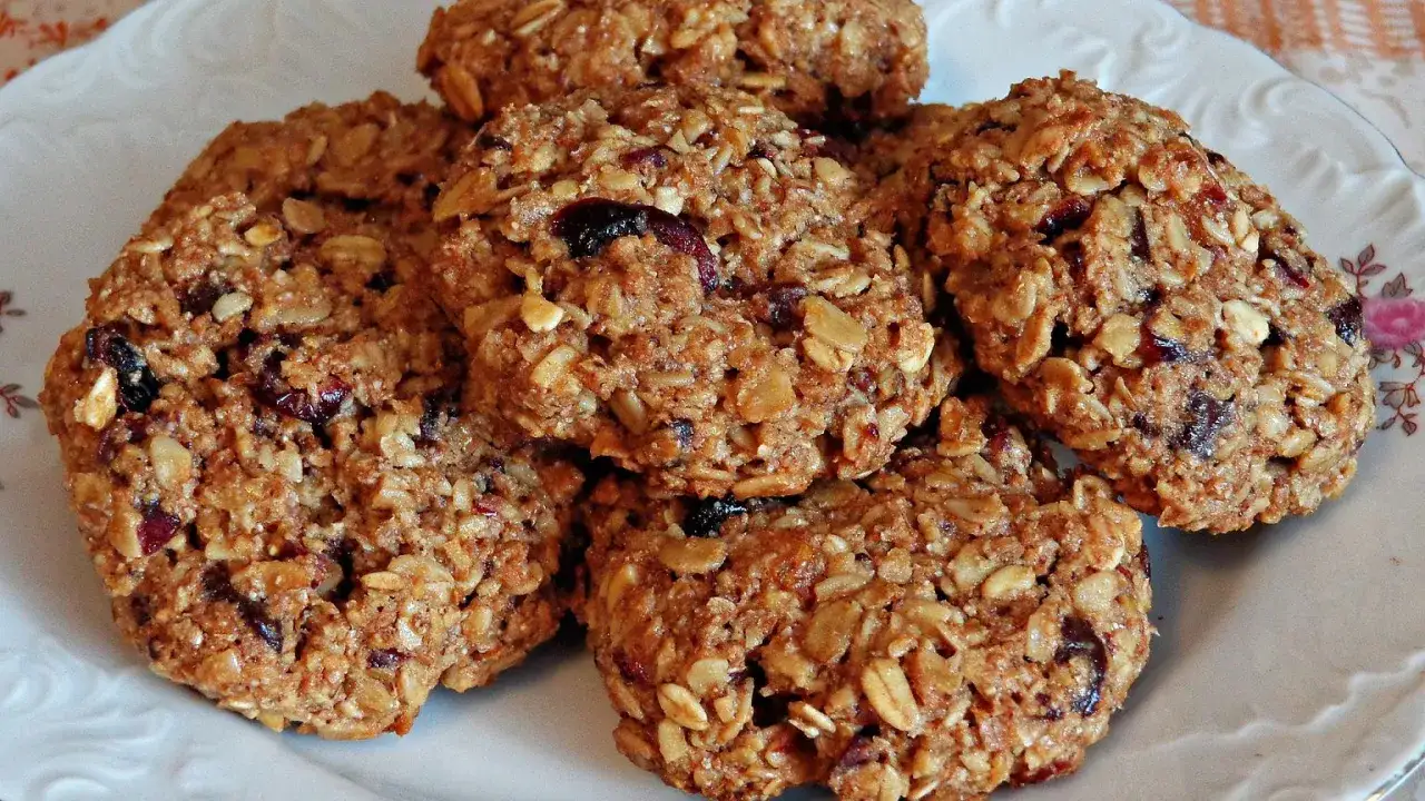 Zdjęcie Jak upiec ciastka owsiane, które zachwycą smakiem i prostotą