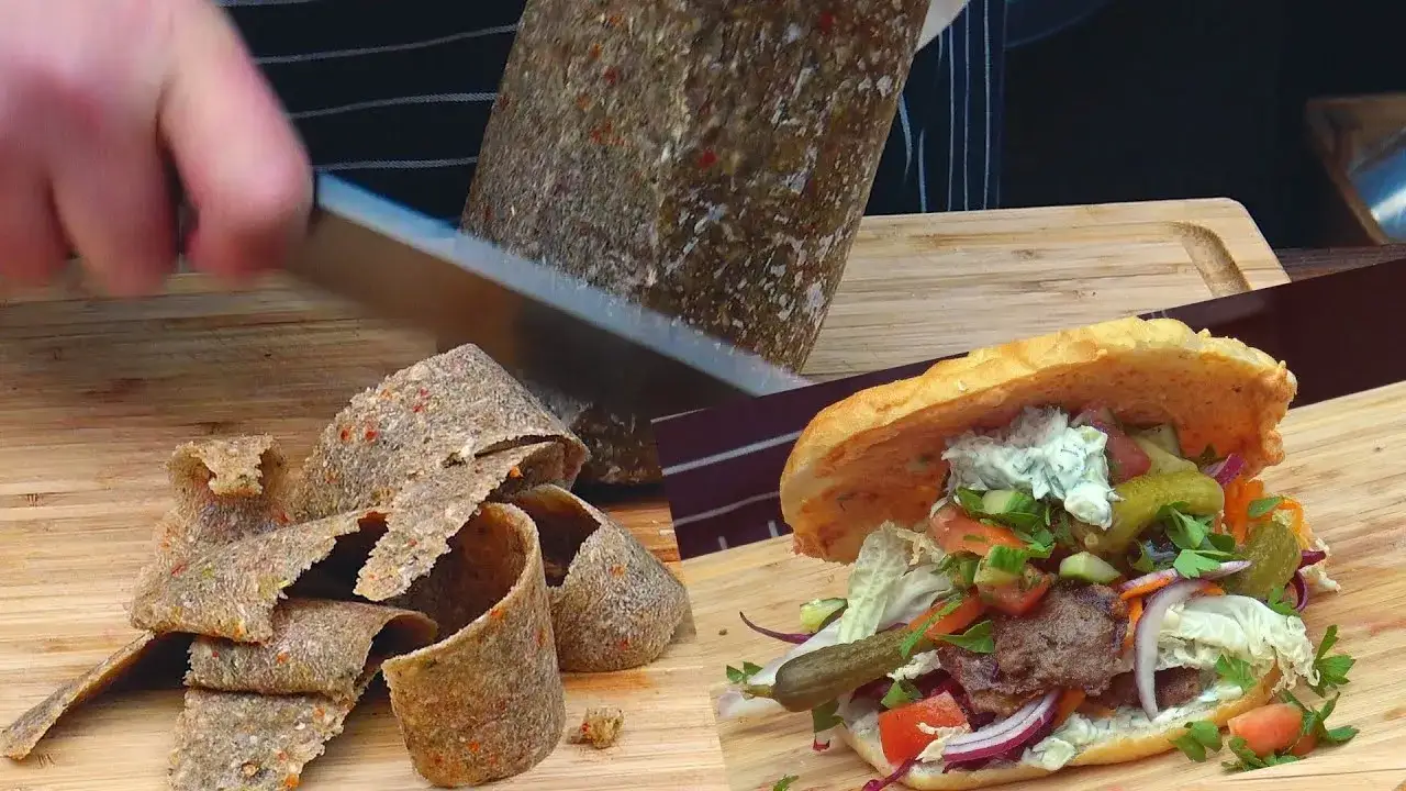 Zdjęcie D&uuml;r&uuml;m kebab co to? Odkryj sekrety tego pysznego dania!