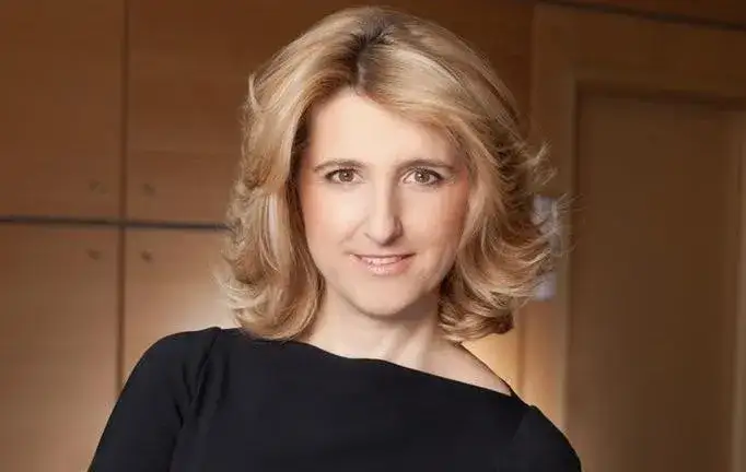 Zdjęcie Grażyna Piotrowska-Oliwa: Ile ma lat i co warto o niej wiedzieć?