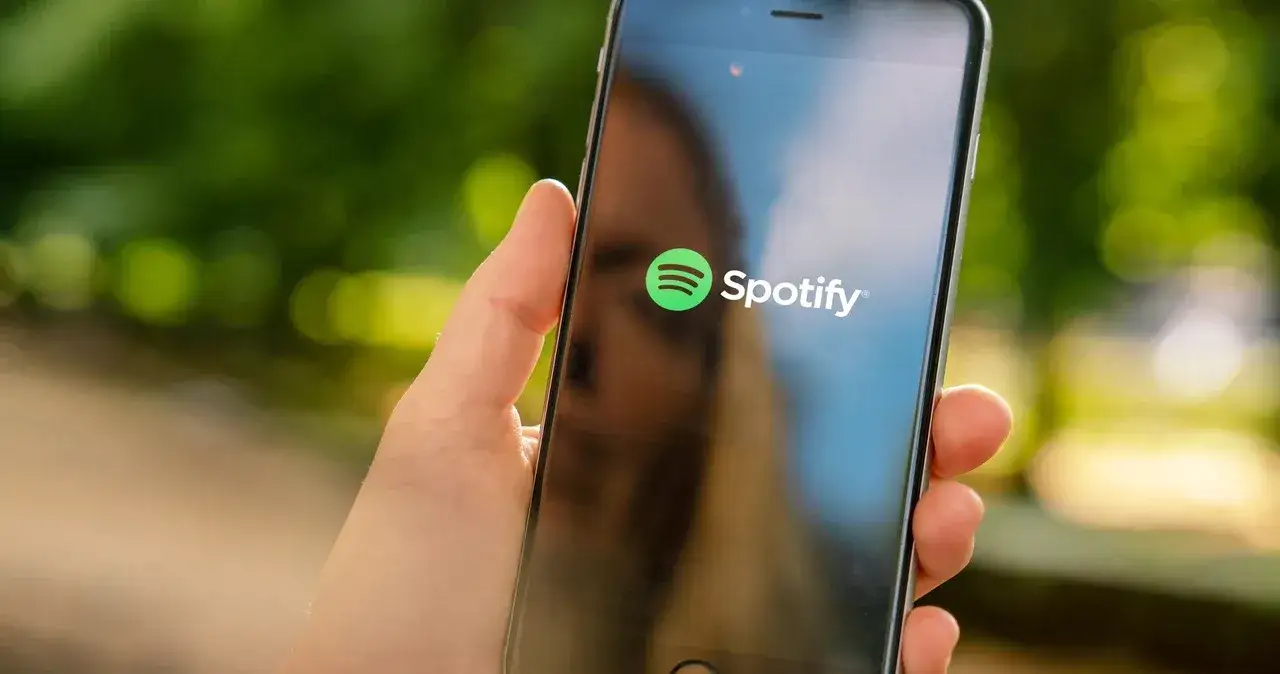 Zdjęcie Czy Spotify działa bez internetu? Odkryj, jak słuchać offline
