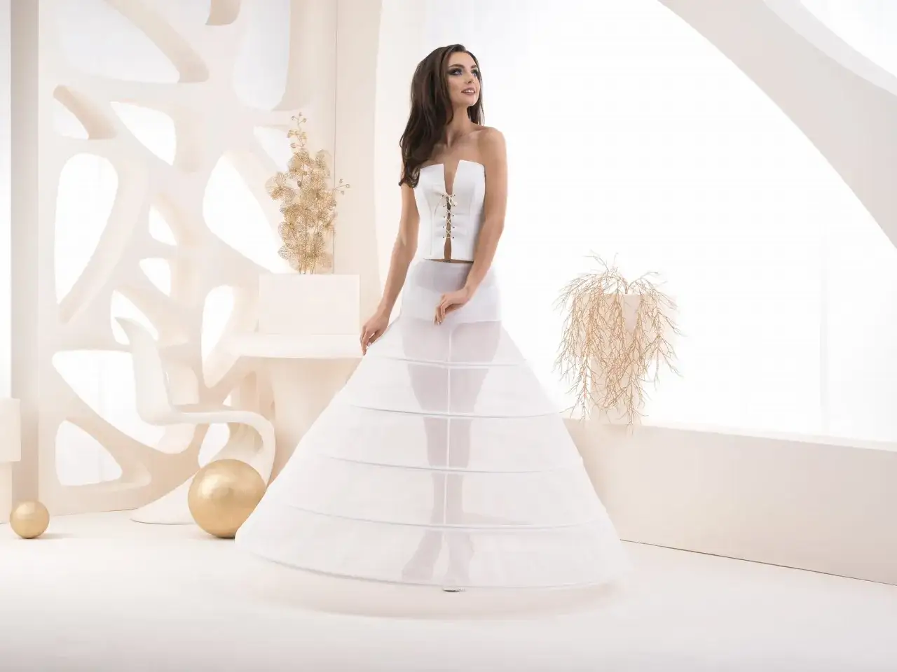 Zdjęcie Jaką halkę do sukni ślubnej typu A wybrać, by uniknąć błędów?