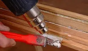 Zdjęcie Jak usunąć kit z okien: skuteczne metody i bezpieczne techniki