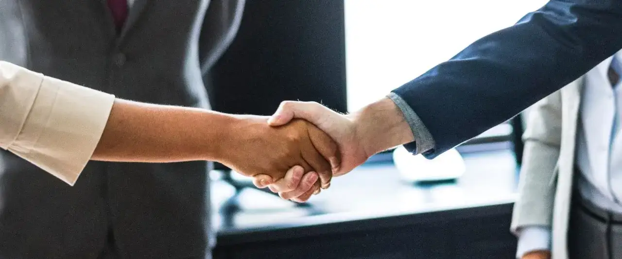 Zdjęcie Skuteczne negocjacje cenowe: poznaj najlepsze techniki i strategie eksperta