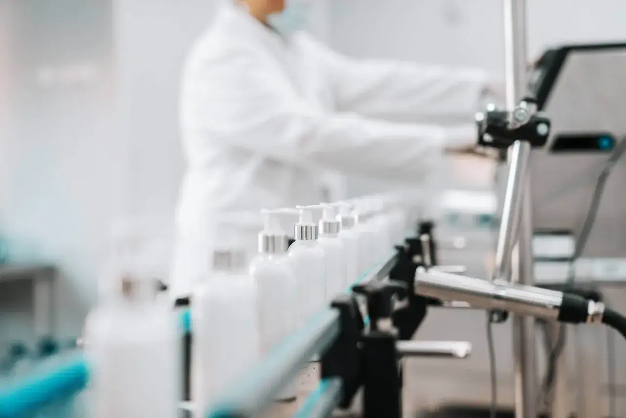 Zdjęcie Jak stworzyć własną markę kosmetyków i uniknąć najczęstszych błędów