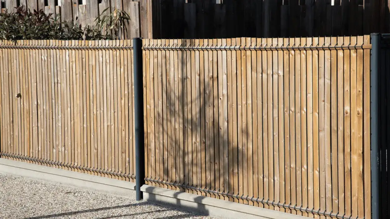 Zdjęcie Samodzielne ogrodzenie bez błędów: krok po kroku i koszty