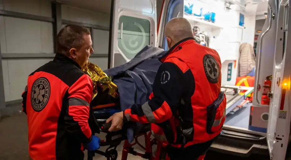 Zdjęcie Czy ratownik medyczny może stwierdzić zgon? Poznaj nowe przepisy i procedury