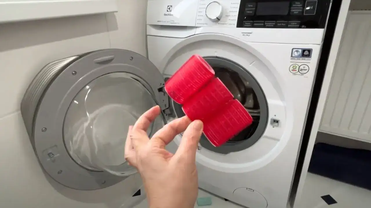 Zdjęcie Skuteczne sposoby na pozbycie się sierści z prania bez wysiłku