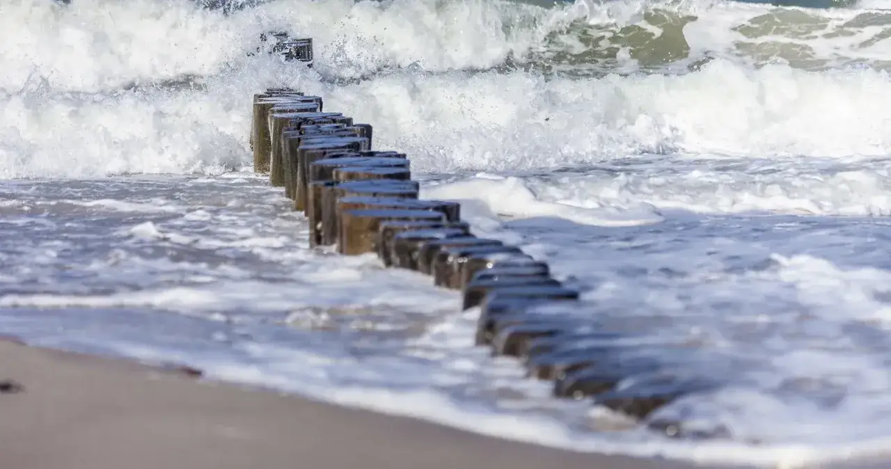 Zdjęcie Jak powstają fale na Bałtyku i co wpływa na ich wysokość?