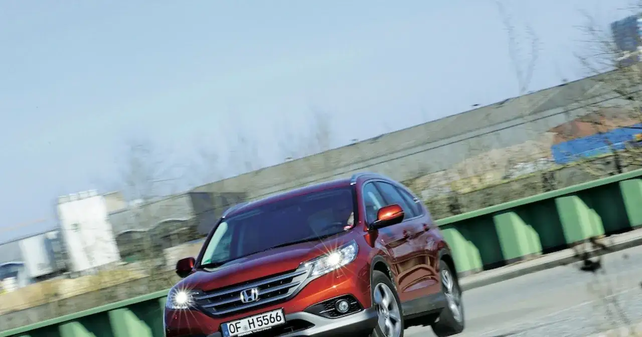 Zdjęcie Ile pali honda CR-V? Zaskakujące różnice w zużyciu paliwa