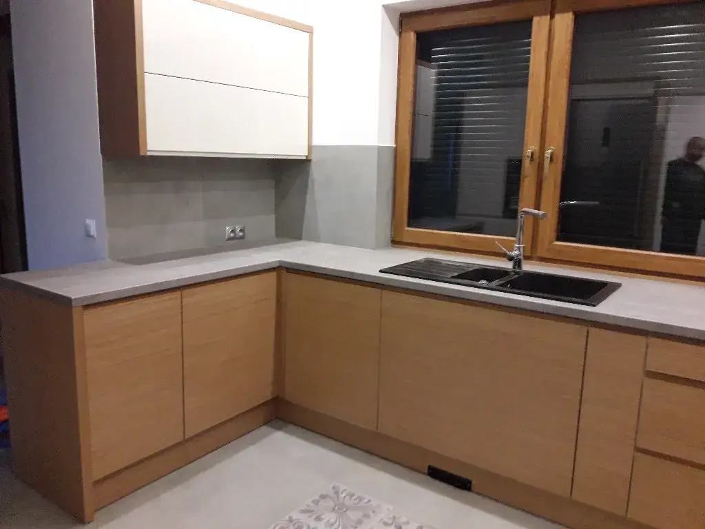 Zdjęcie Ile kosztują meble do kuchni na wymiar? Ceny, które Cię zaskoczą